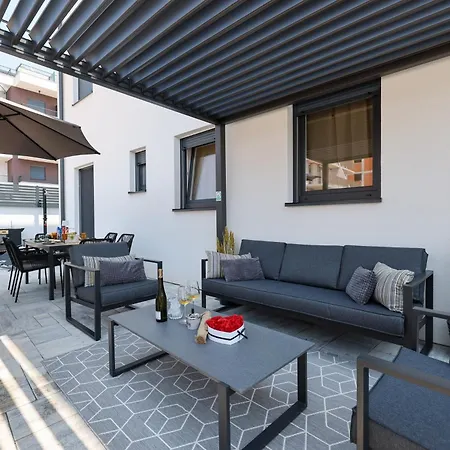 Luxury Belvedere Apartment *